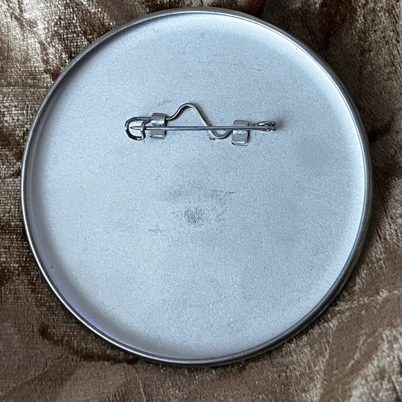 Disney Resort Button “I’m Celebrating” 🎉 - Picture 2 of 2